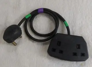15A to 13A Twin Adaptor Lead