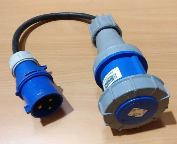 32A Plug to 63A Socket Adaptor