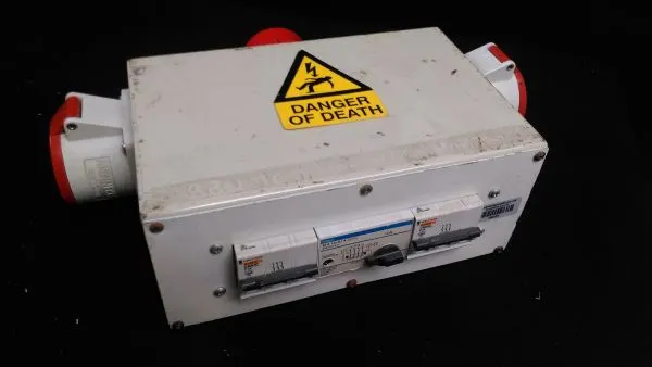 63A 3ph to x2 32A 3ph